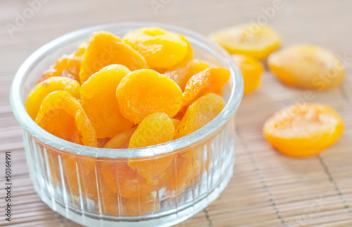 dry apricots