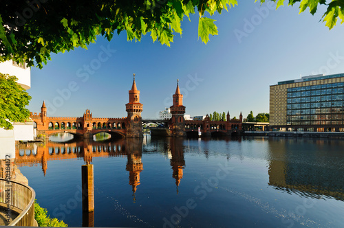 Canvas Print oberbaum bridge berlin
