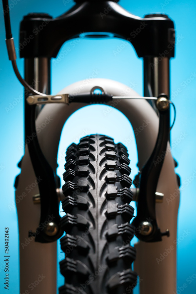 bicycle wheel with suspension fork and brakes bicycle wheel with suspension fork and brakes