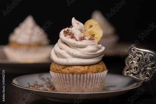 Veganer Bananen Cupcake mit Schokoraspeln