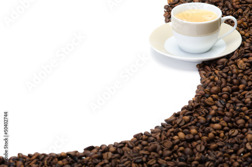 kaffeetasse und kaffeebohnen