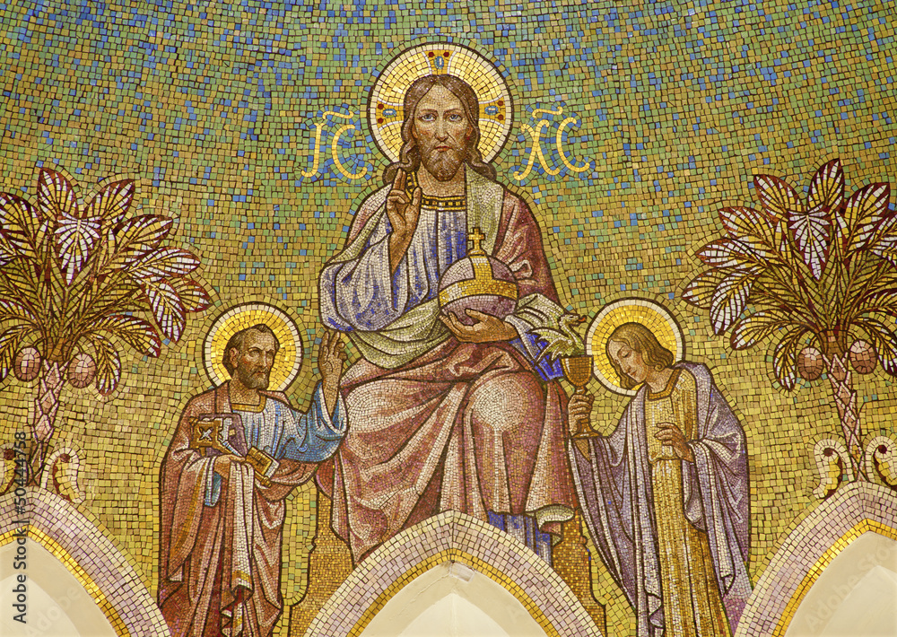 Fototapeta premium Madrid - Mosaic of Jesus and apostle in San Manuel y San Benito