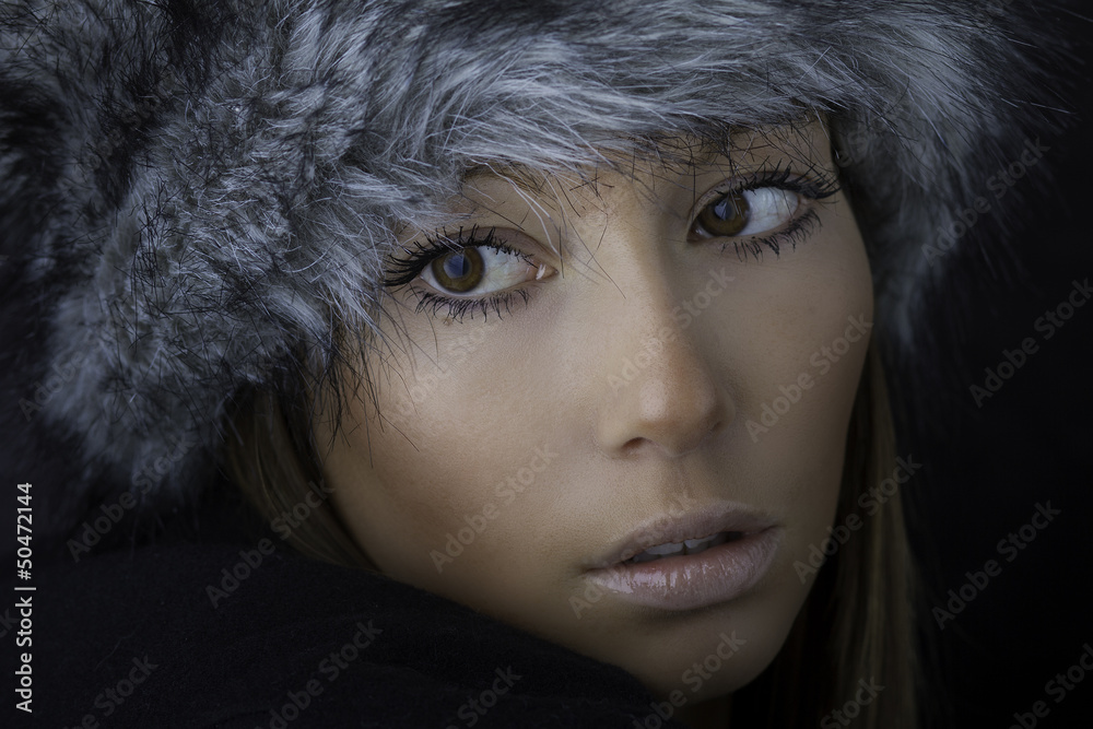 Close Up Close Up