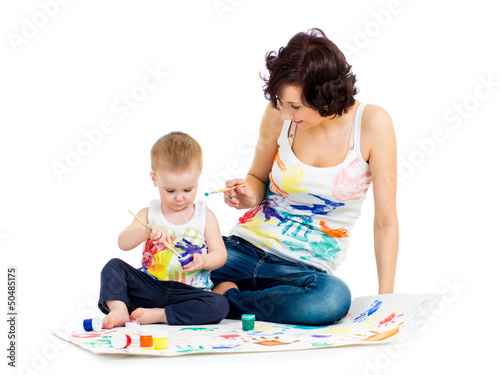 mother wih kid boy drawing ...