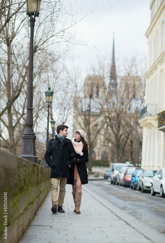 Young romantic couple walking in Paris © Ekaterina Pokrovsky