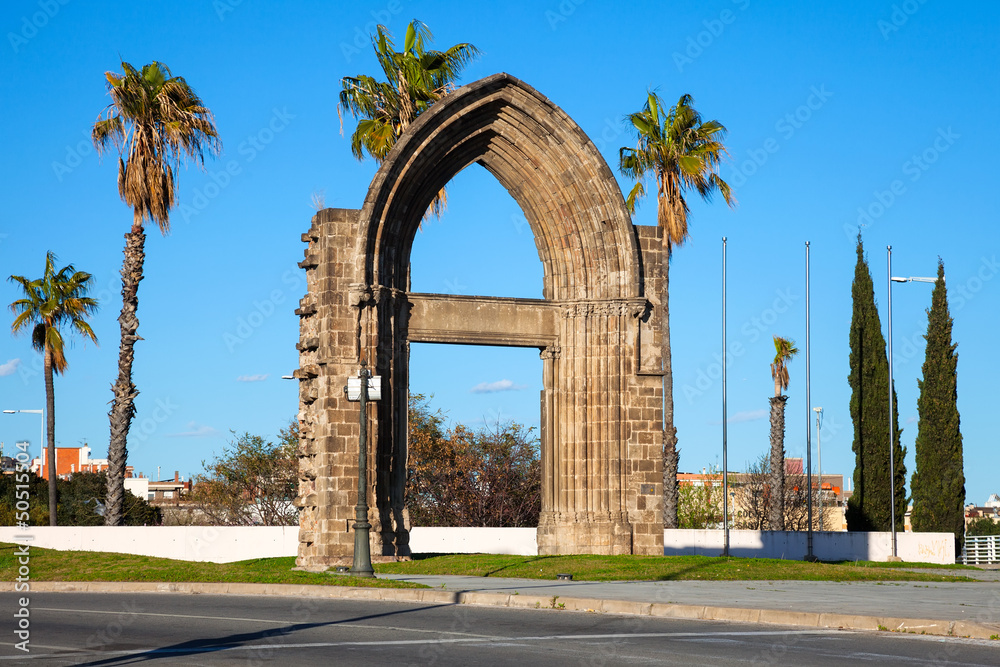 Fototapeta premium arc gate of the Carmelite Convent