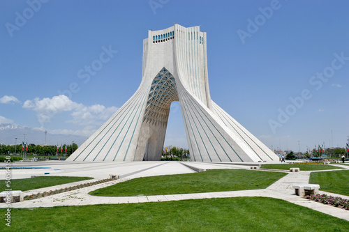 Tehran, gateway, Azadi monument