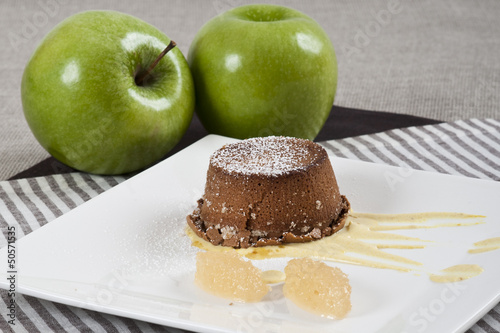 Chocolate flan with apple and english souce