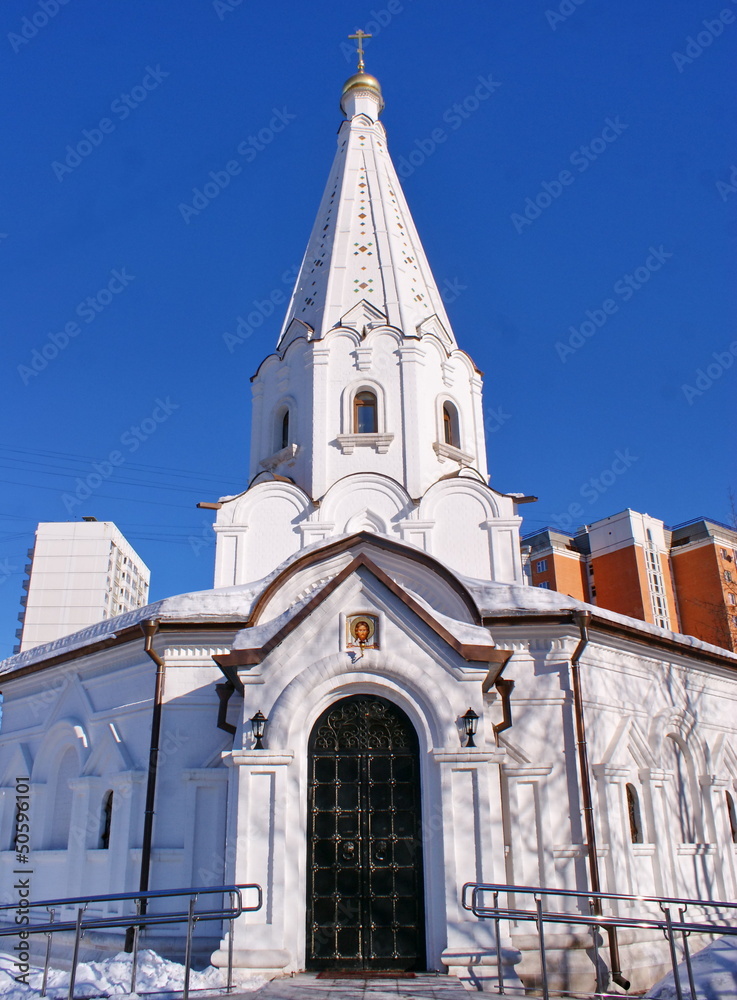 Православная церковь в Москве. Медведково