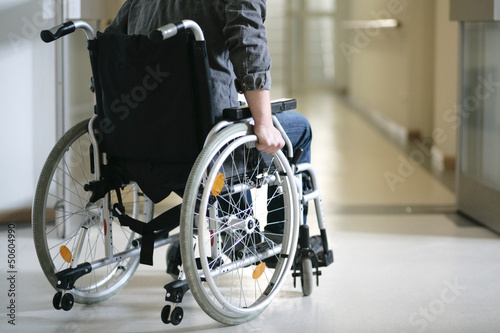 Mann im Rollstuhl © Peter Atkins