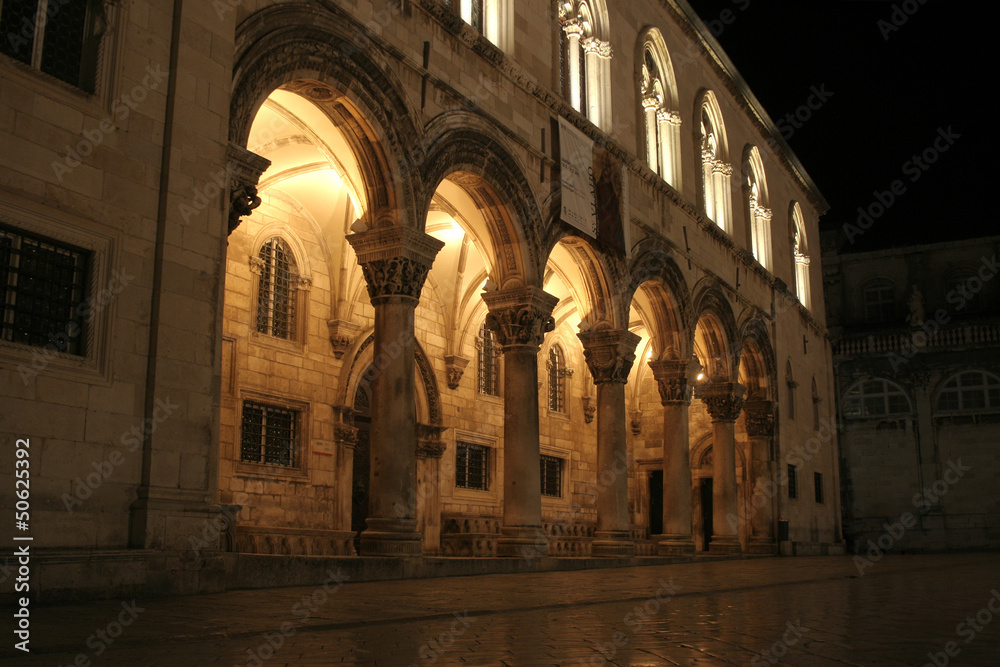 columns at night. rectors palace. dubrovnik