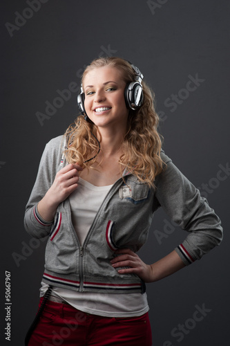 casual music girl © photo-nuke