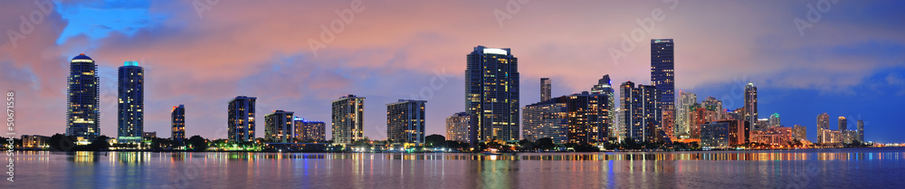 Obraz premium Miami night scene