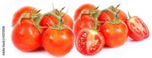 Pomodori su sfondo bianco