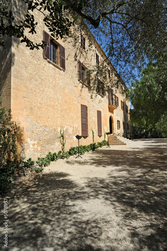 Fototapeta Naklejka Na Ścianę i Meble -  Façade du manoir d'Els Calderers à Sant Joan à Majorque