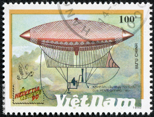 stamp printed by VIETNAM shows air-balloon photo