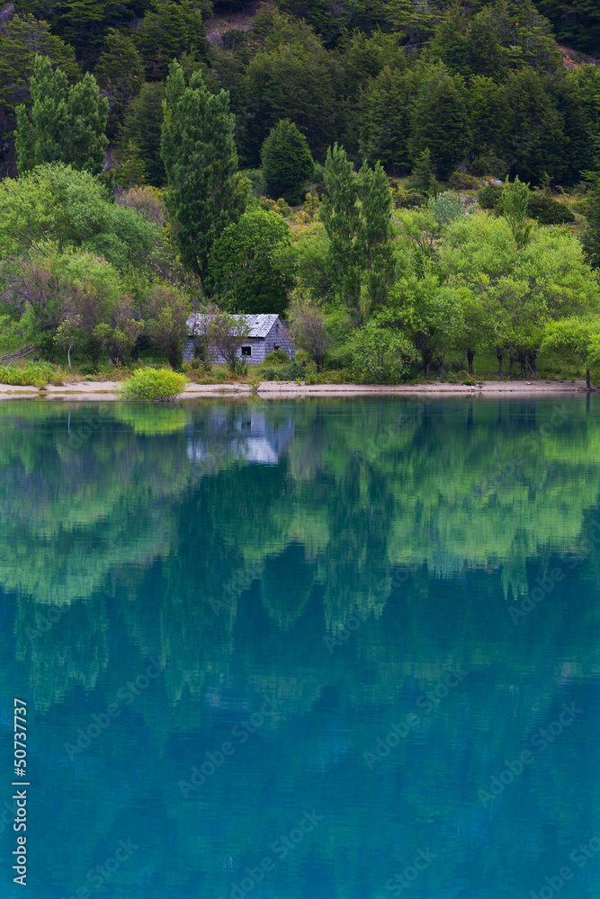 Obraz premium Reflections in a mountain lake, Carretera austral, Chile