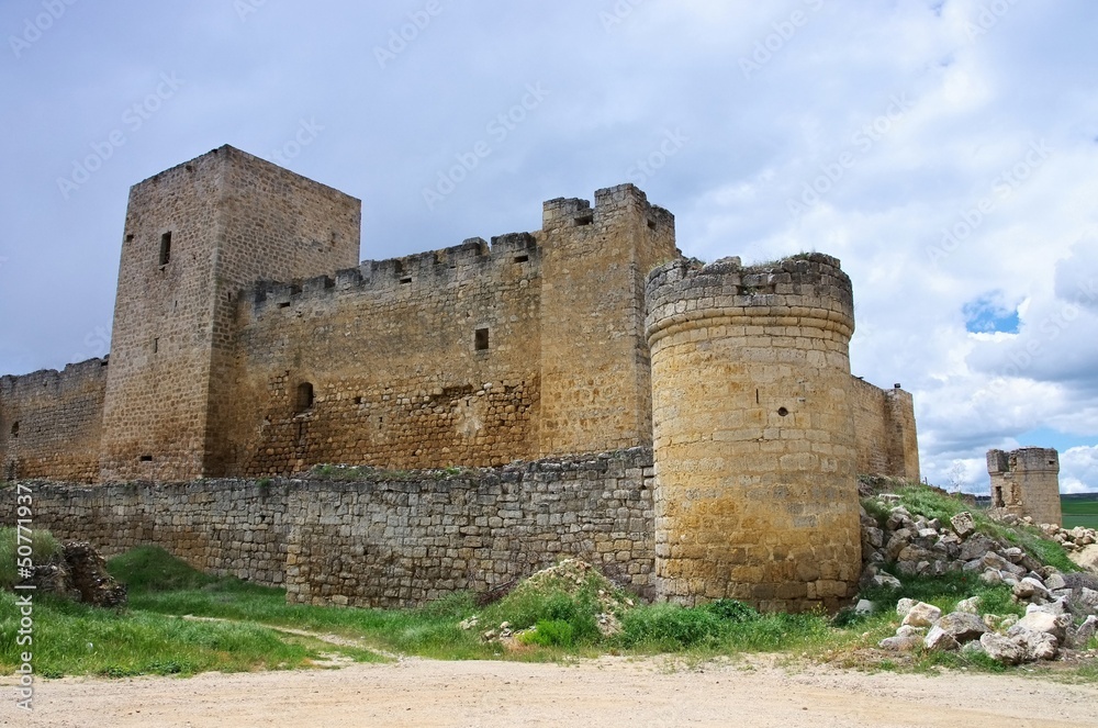 Trigueros del Valle Burg - Trigueros del Valle castle 02