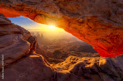 Fotografia, Obraz Mesa Arch at Sunrise