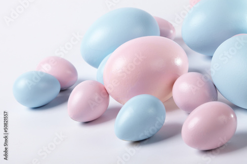 Easter eggs © fox17