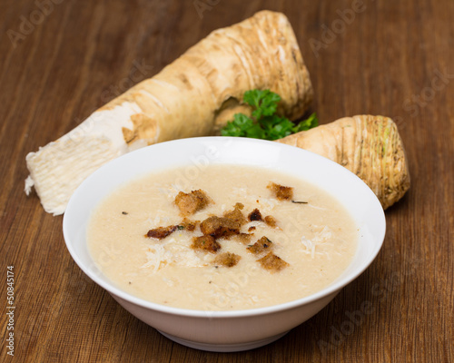 Krensuppe und Kren photo