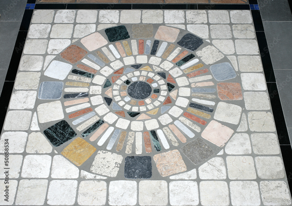 Fototapeta premium Bunte Naturstein-Rosette