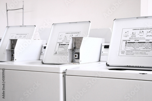 Laundry mat washer angle view