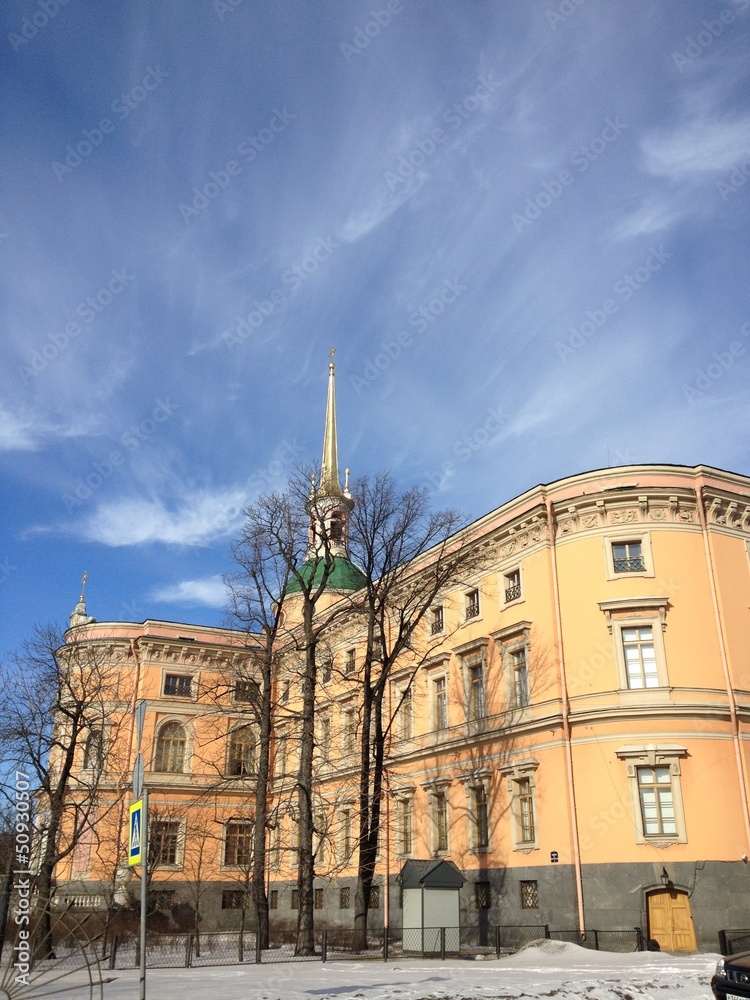 Fototapeta premium The Mikhailovsky castle in St. Petersburg
