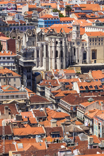 Bird view of Santa Justa lift and Carmo church ruins over Lisboa