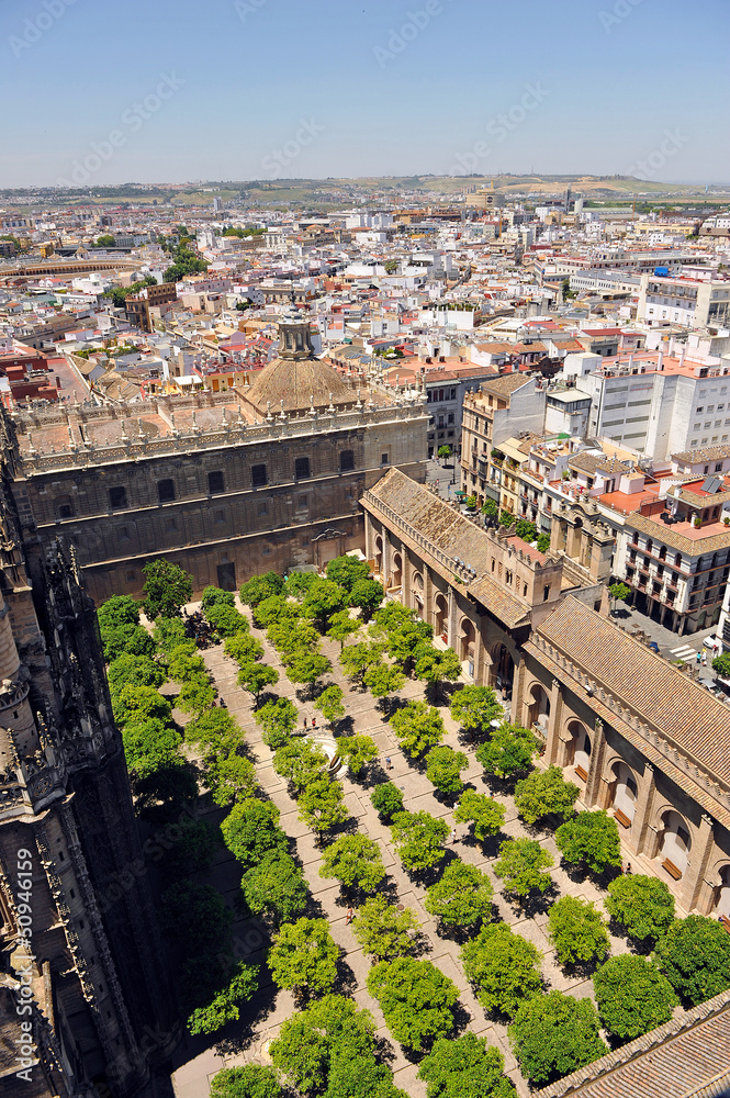 Patio de los Nranjos de la catedral de Sevilla