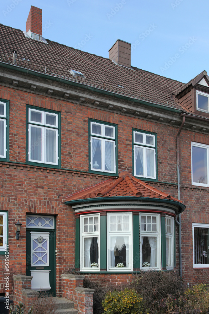 Fototapeta premium altes Reihenhaus