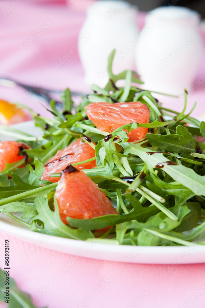 delicious salad of fresh greens and grapefruit delicious salad of fresh greens and grapefruit