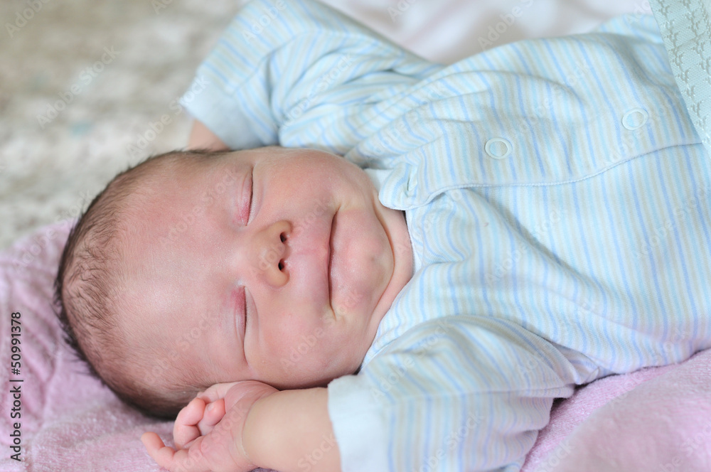 funny newborn funny newborn