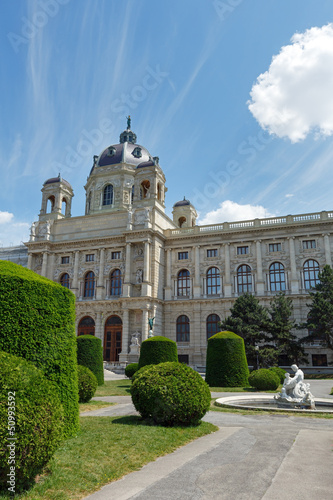 Kunsthistorisches Museum summer view in Vienna, Austria.