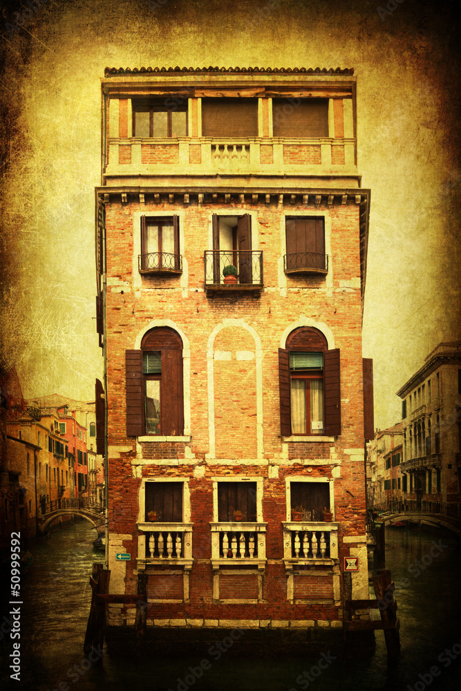 nostalgisch texturiertes Bild eines alten Hauses in Venedig
