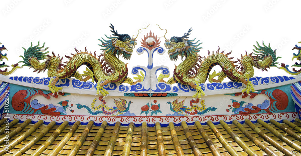 Chinese style dragon statue at roof of temple Chinese style dragon statue at roof of temple