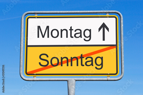 Montag und Sonntag Wochenbeginn