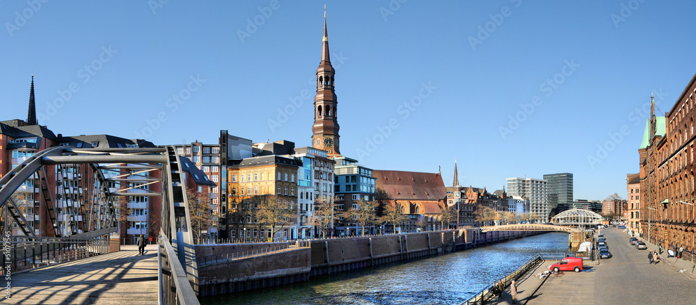 Naklejka premium Hamburg City