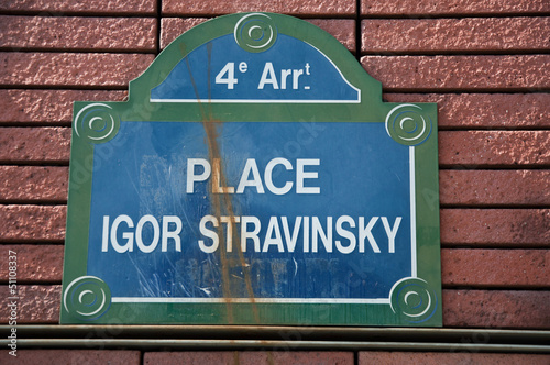 place igor Stravainsky à Paris 1er photo
