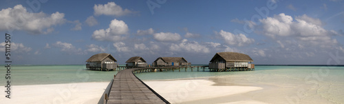 Wood villa in a maldivian lagoon © forcdan