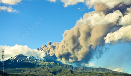 Vulcano in eruzione