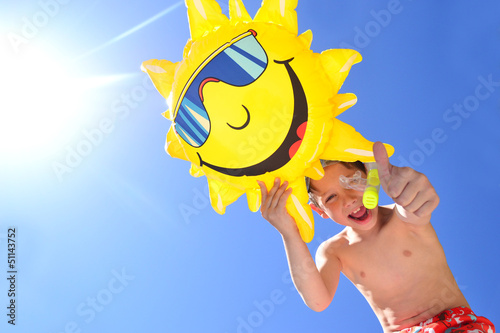 Kind mit Sonne