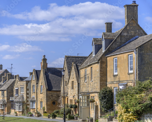 cottages broadway