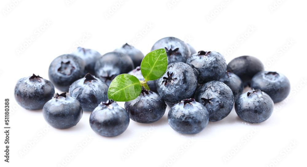 Blueberries with leaves