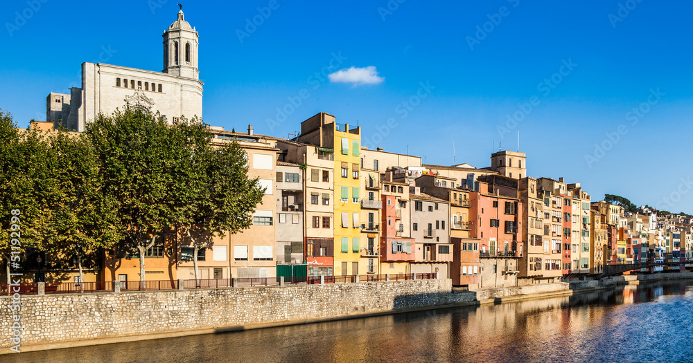Girona facades