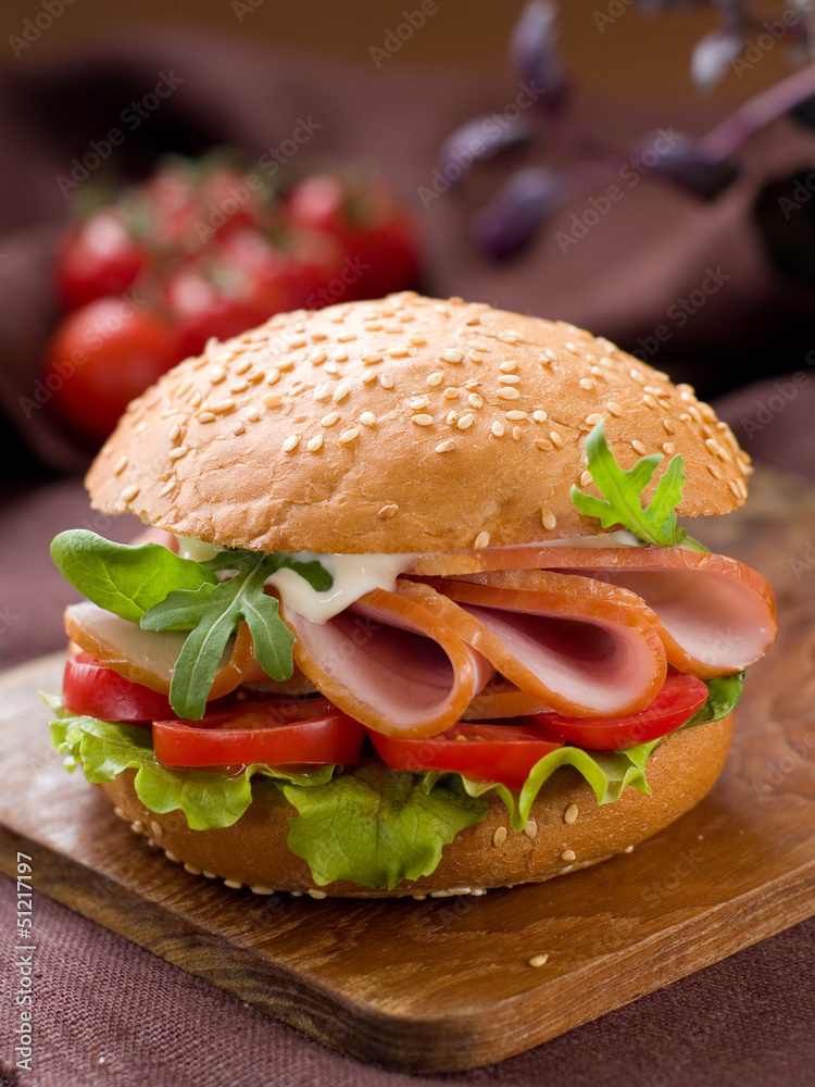 Hamburger with ham