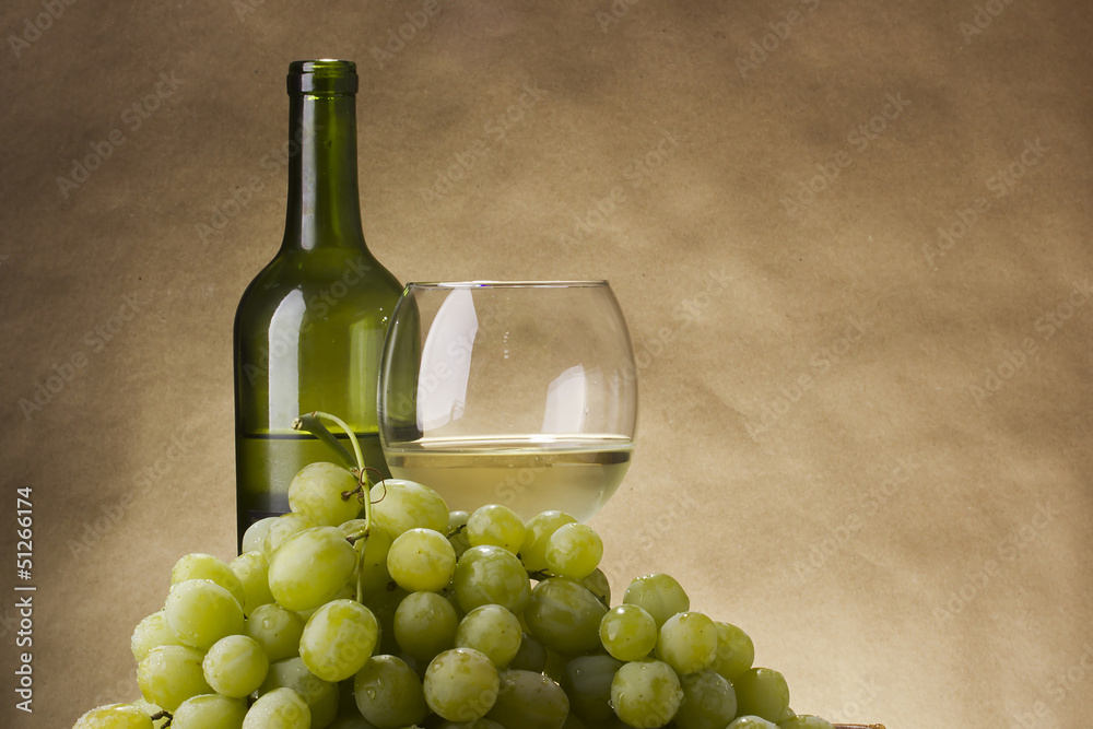 Fototapeta premium Bottle and glass of wine