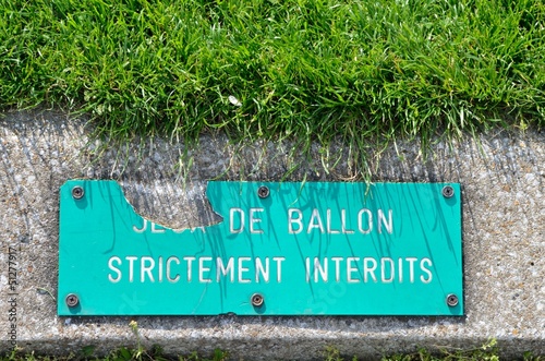 Jeus de ballon strictement interdits photo