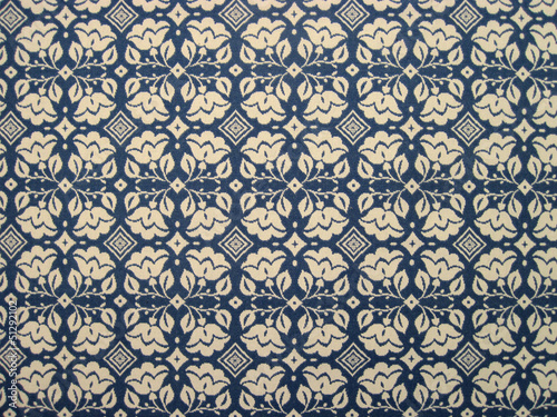 Tablecloth of floral pattern