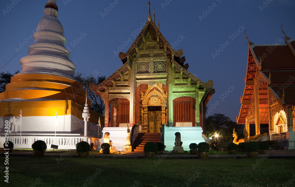 Fototapeta premium Wat Phra Singh
